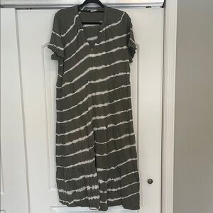 NWOT! Marks & Spencer Olive and White Midi Dress